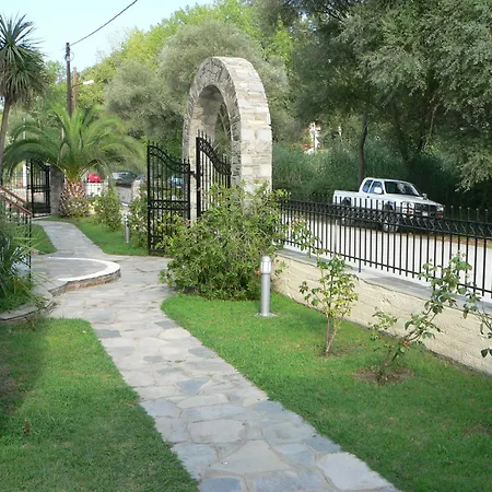 מלון דירות Argo *