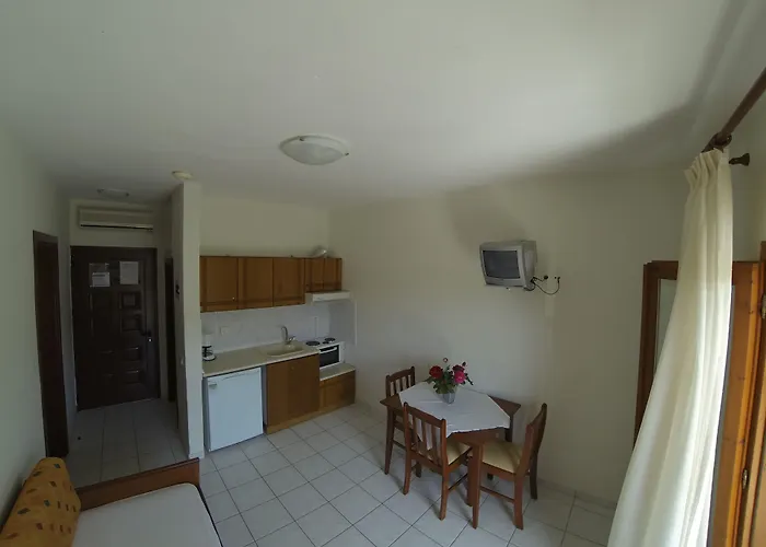 Aparthotel Argo *